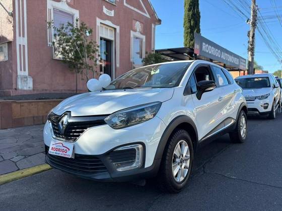 RENAULT CAPTUR 1.6 16V SCE FLEX INTENSE X-TRONIC RENAULT CAPTUR 1.6 16V SCE FLEX INTENSE X-TRONIC